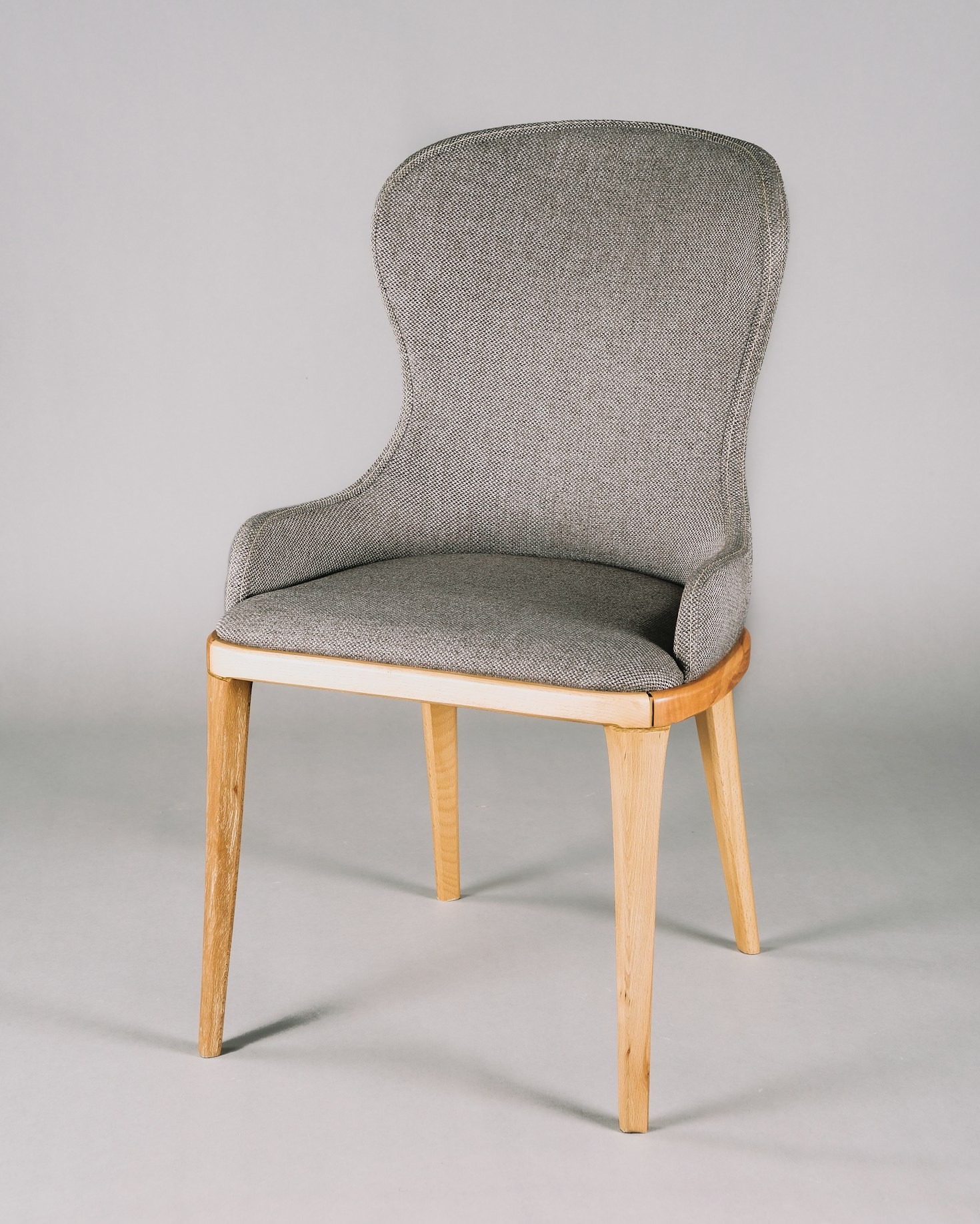 Why Choose Custom Furniture for Your Home
